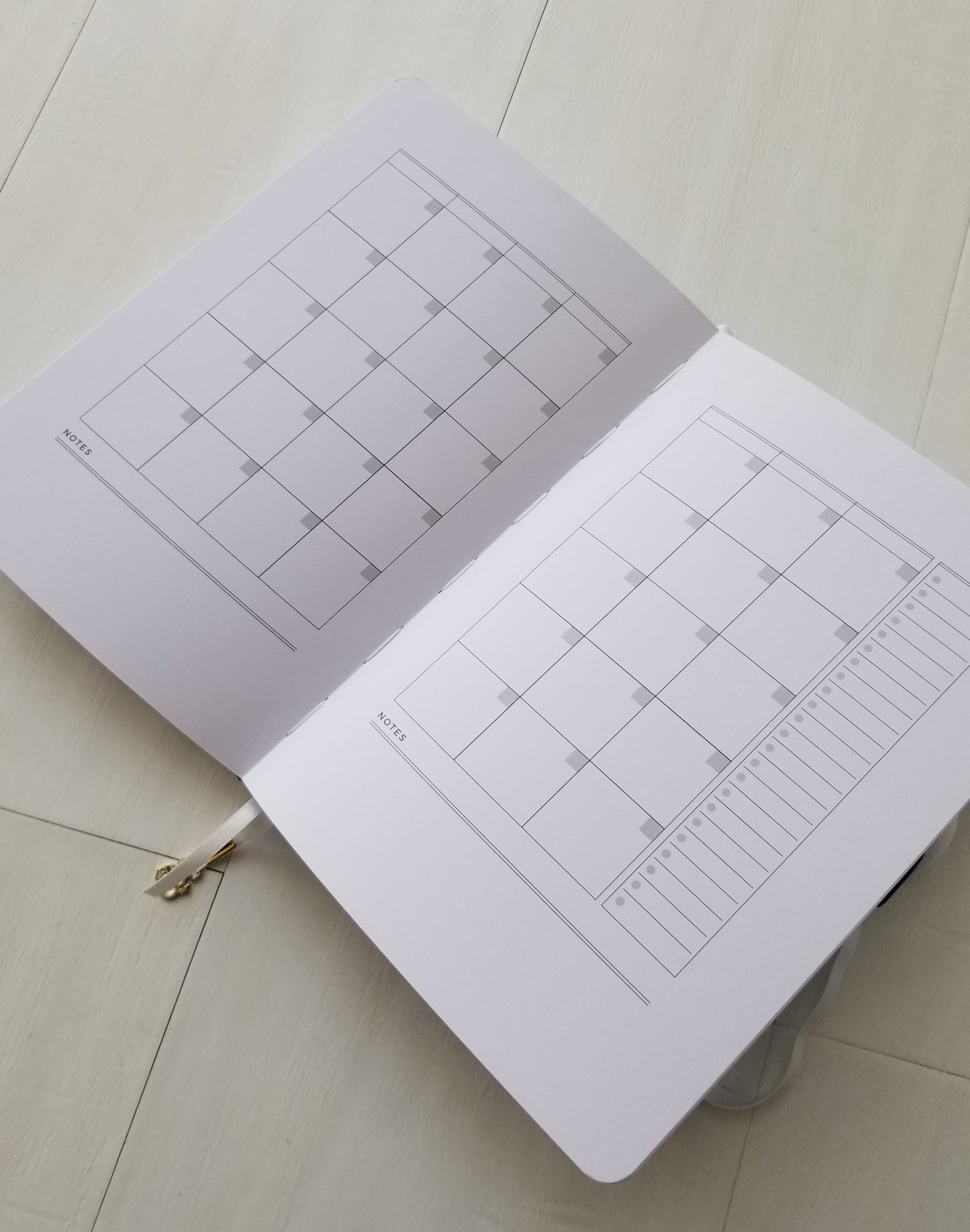Daily Agenda - A 12 Month Book Of Plans